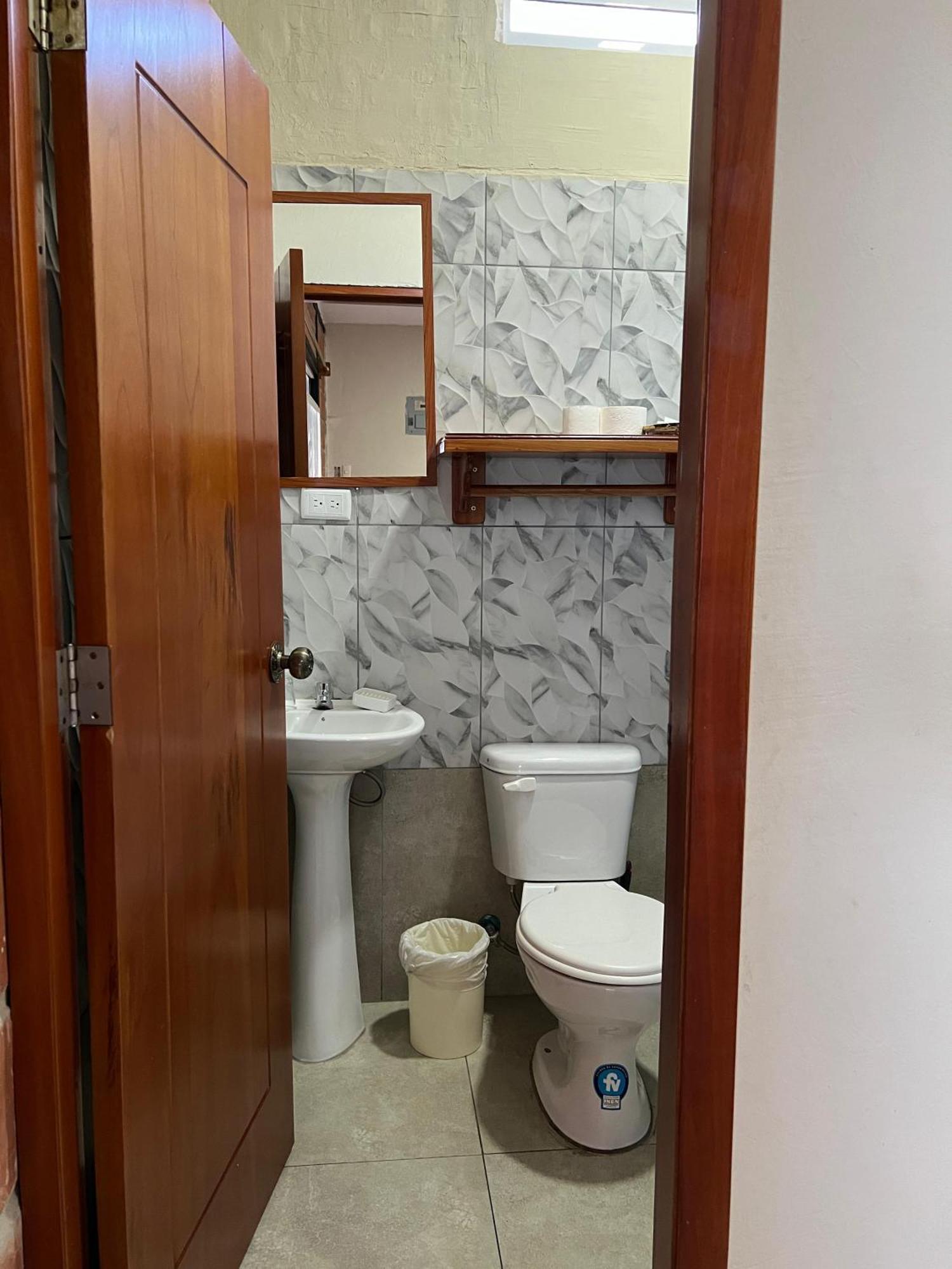 Hostal Cattleya Puerto Baquerizo Moreno Eksteriør bilde