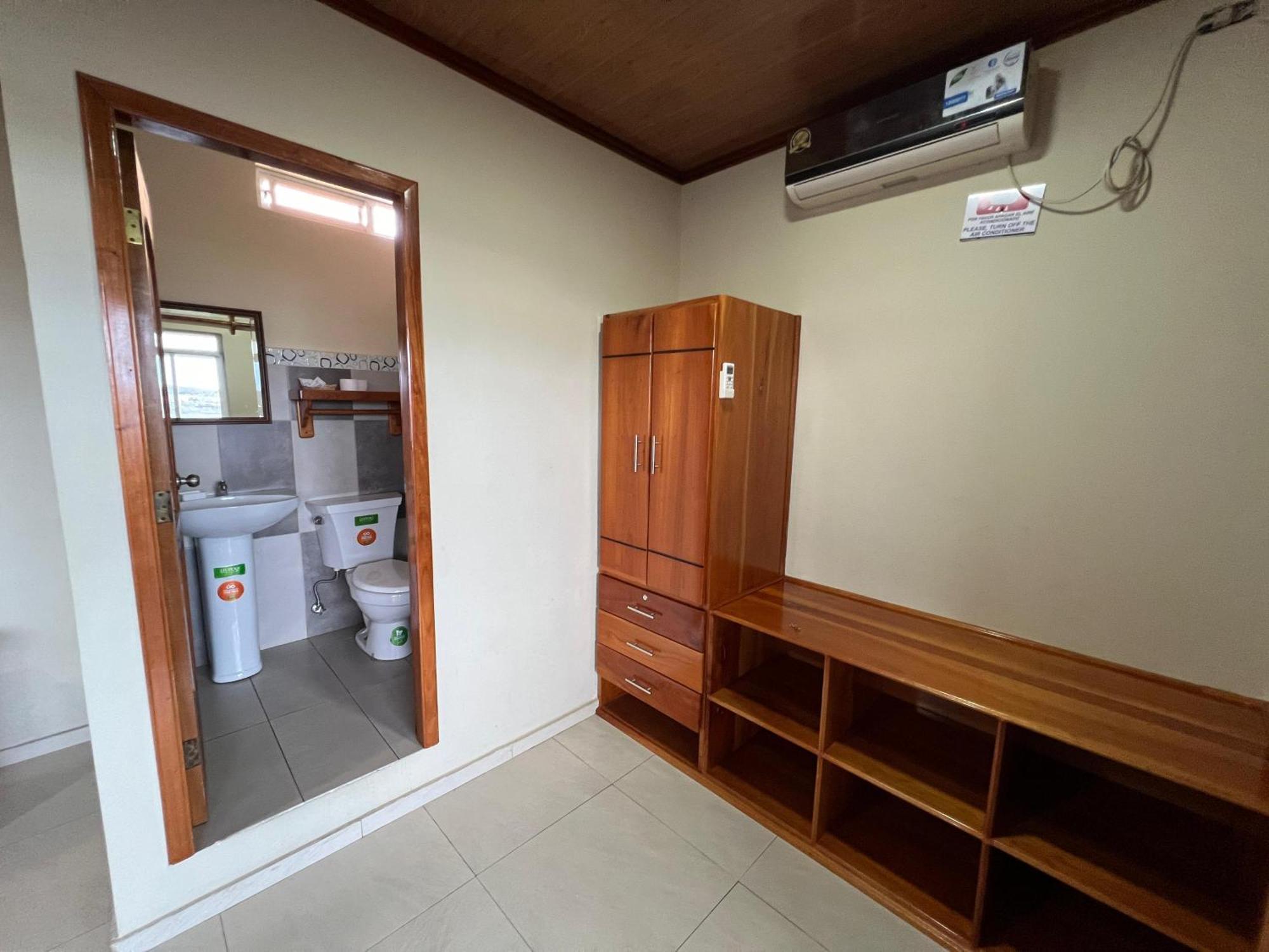 Hostal Cattleya Puerto Baquerizo Moreno Eksteriør bilde